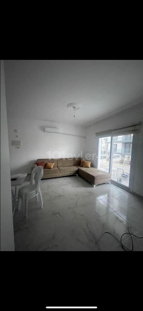 Furnished, 2+1 flat for rent in Famagusta Çanakkale neighborhood