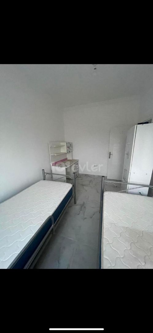 Furnished, 2+1 flat for rent in Famagusta Çanakkale neighborhood
