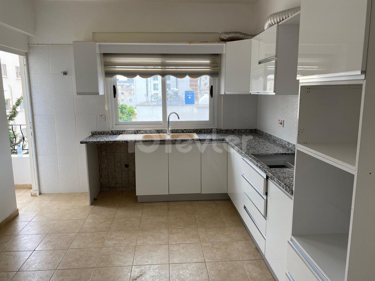 Unfurnished 3+1 Flat for Rent in Kaliland Region