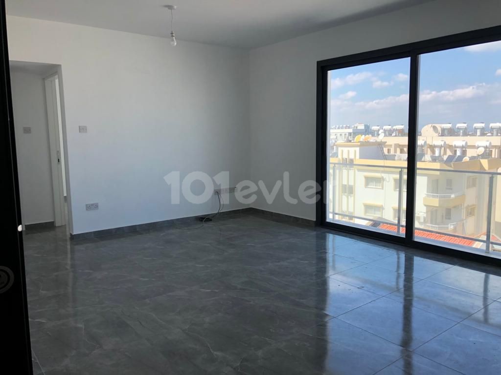 2+1 unfurnished flat for rent in Famagusta Karakol neighborhood