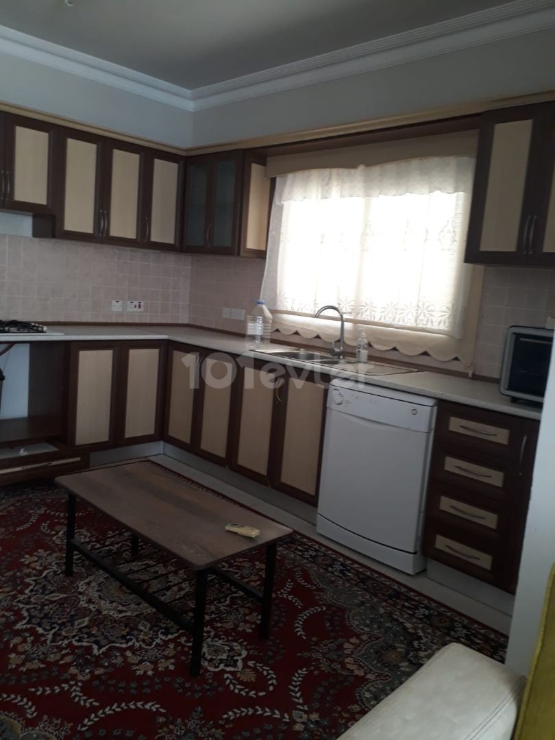 3+1 flat for rent with sea view located in Gülseren