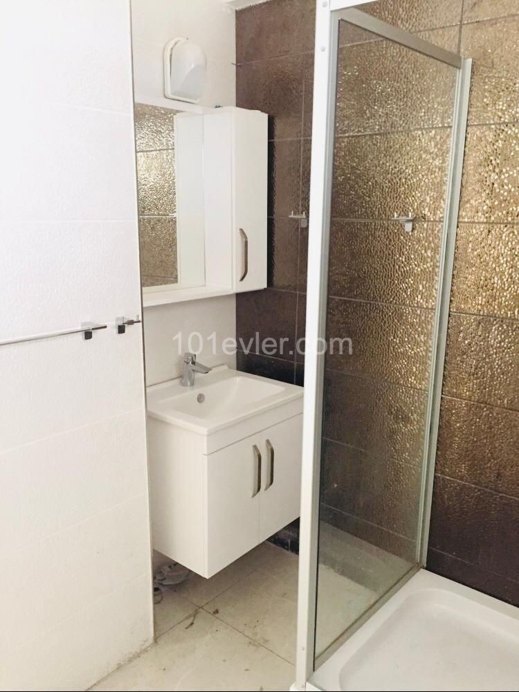 LEFKOŞA MERKEZDE KOÇAN TESLİM BARBEKÜLÜ TÜRK KOÇANLI 2+1 YENİ DAİRE 