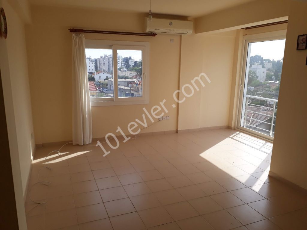 Flat To Rent in Yenişehir, Nicosia