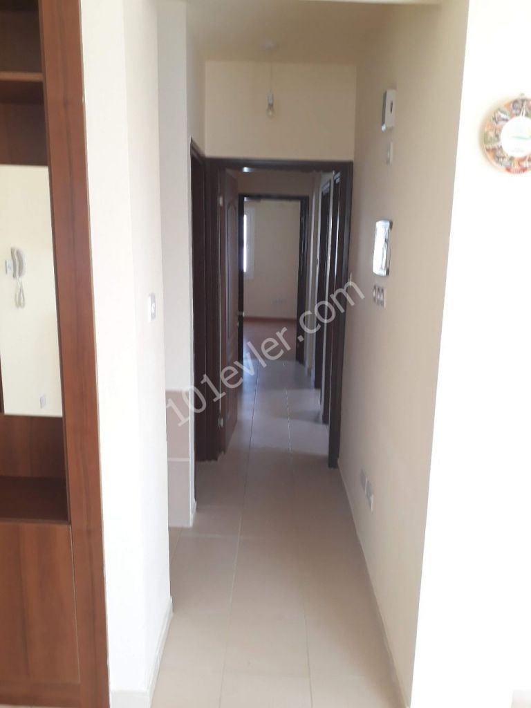 Flat To Rent in Yenişehir, Nicosia