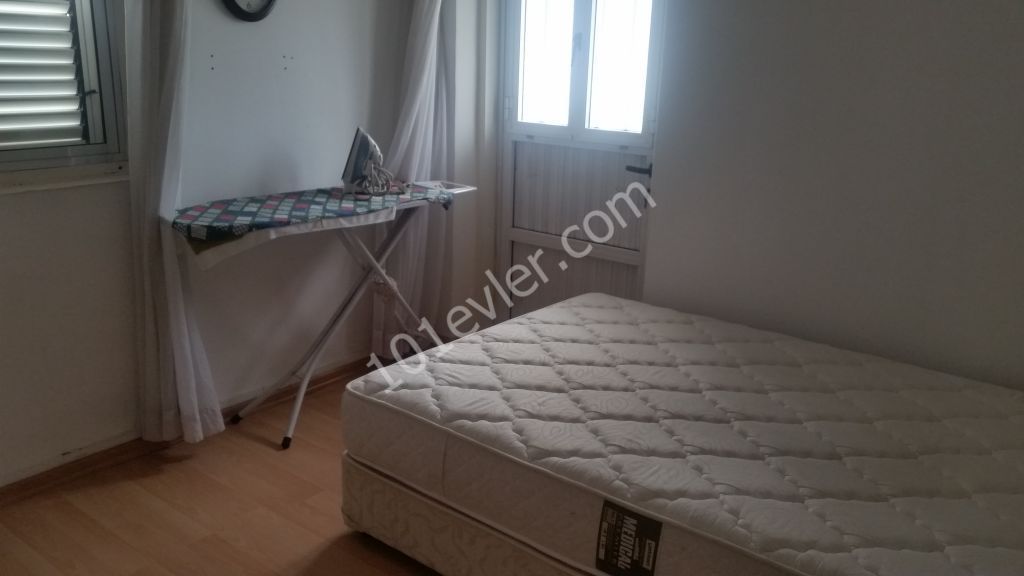 Detached House To Rent in Küçük Kaymaklı, Nicosia