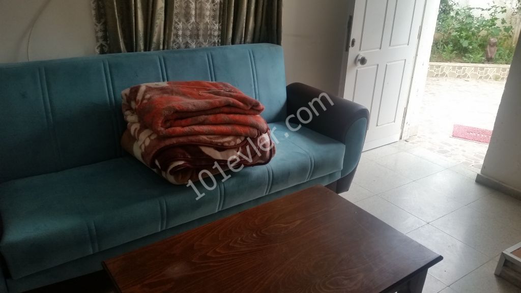 Detached House To Rent in Küçük Kaymaklı, Nicosia