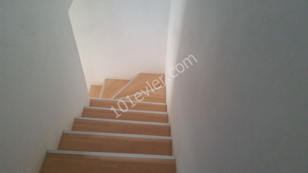 Detached House To Rent in Küçük Kaymaklı, Nicosia