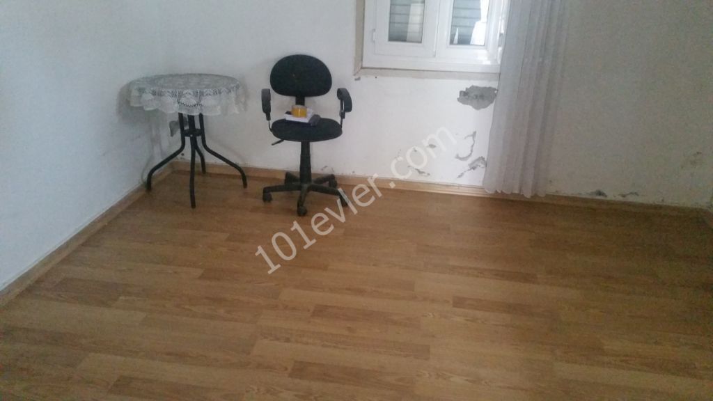 Detached House To Rent in Küçük Kaymaklı, Nicosia