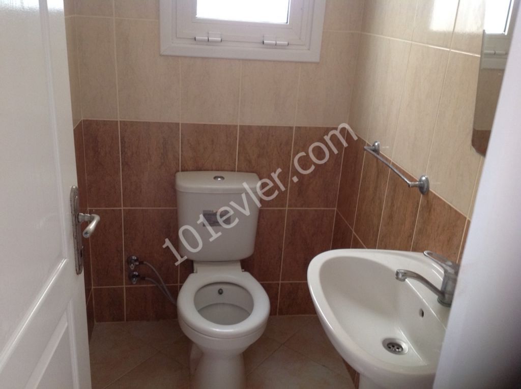 Flat To Rent in Ortaköy, Nicosia