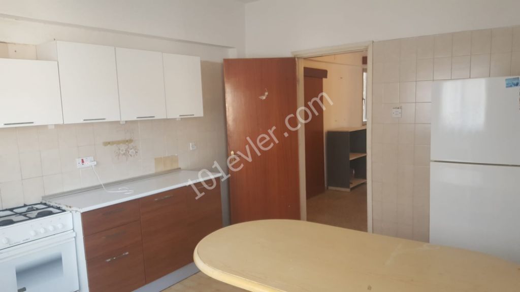 ORTAKÖY DE 3+1 EŞYALI DAİRE