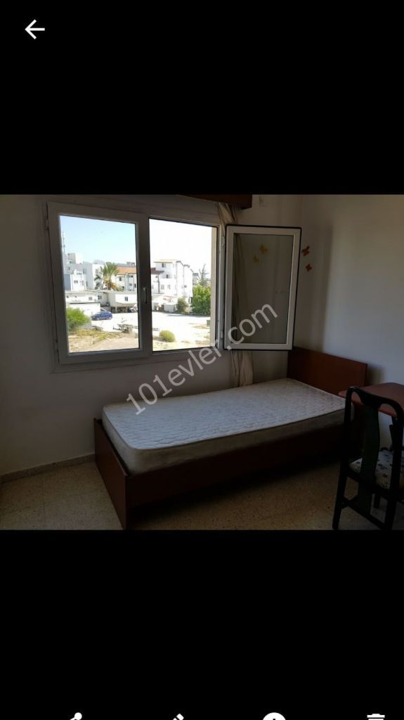 HAMİTKÖYDE DURAKLARA  YAKIN GENİŞ DAİRE 