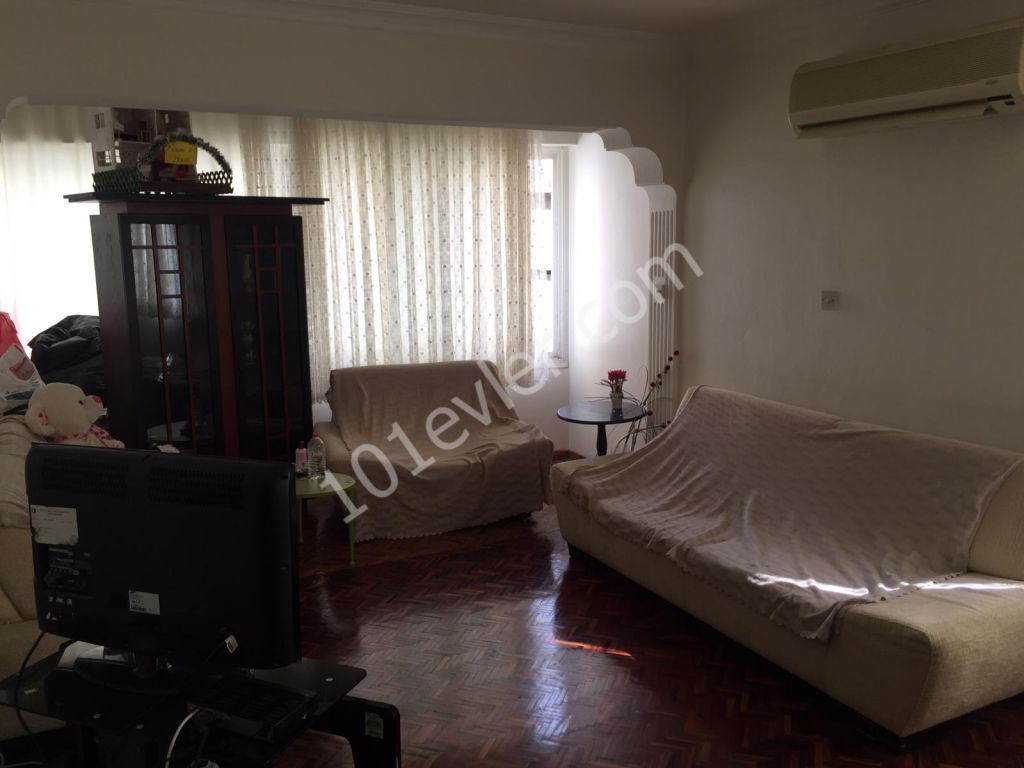 Flat To Rent in Köşklüçiftlik, Nicosia