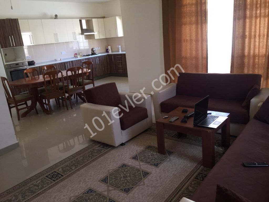 HAMİTKÖYDE FULL EŞYALI 3+1 DAİRE