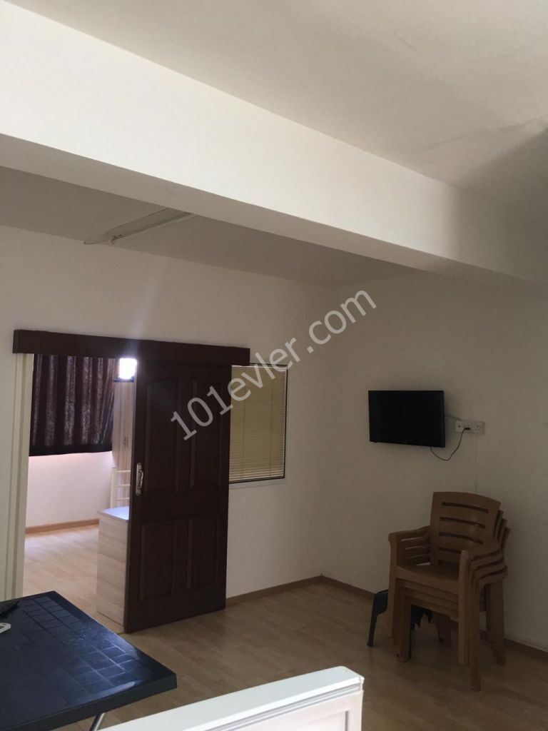 YENİKENTTE CADDE ÜZERİ FULL EŞYALI 1+1 DAİRE