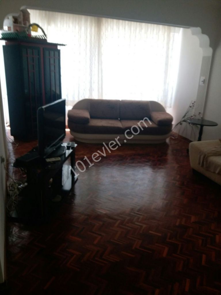 KÖŞKLÜÇİFTLİKTE 3+1 FULL EŞYALI DAİRE