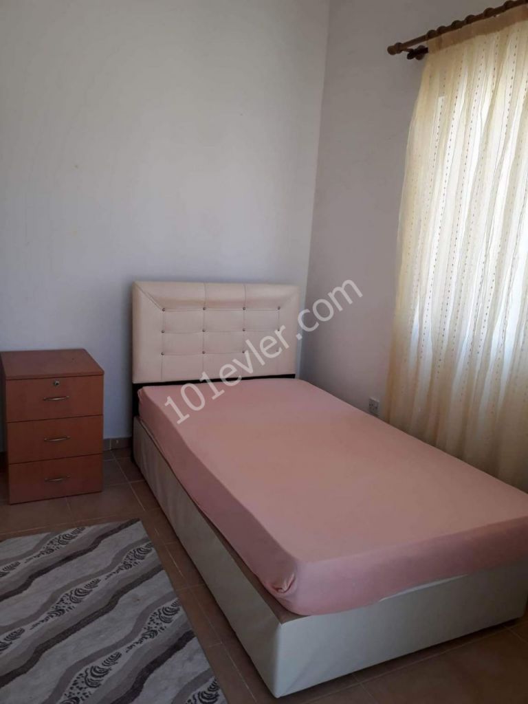 ORTAKÖY DE FULL EŞYALI DAİRE