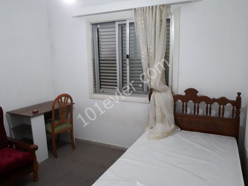 ORTAKÖY DE FULL EŞYALI DAİRE