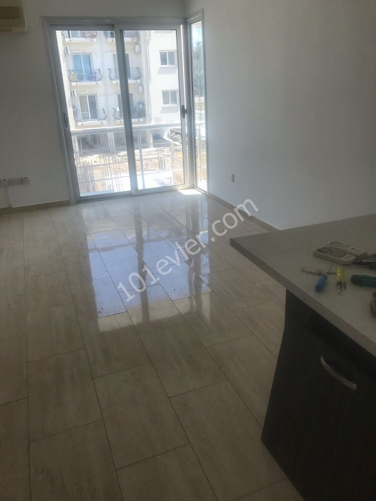 MARMARADA METROPOL ARKASI 2+1 EŞYASIZ DAİRE