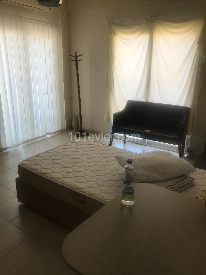 Flat To Rent in Ortaköy, Nicosia