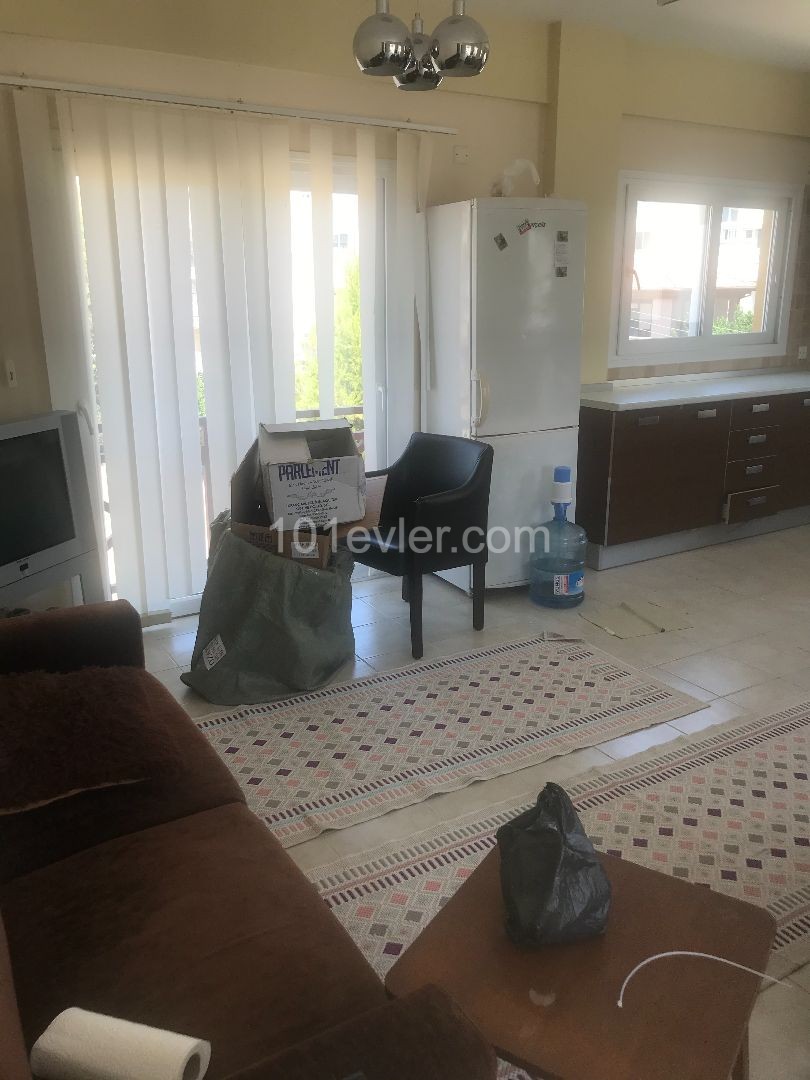 Flat To Rent in Ortaköy, Nicosia