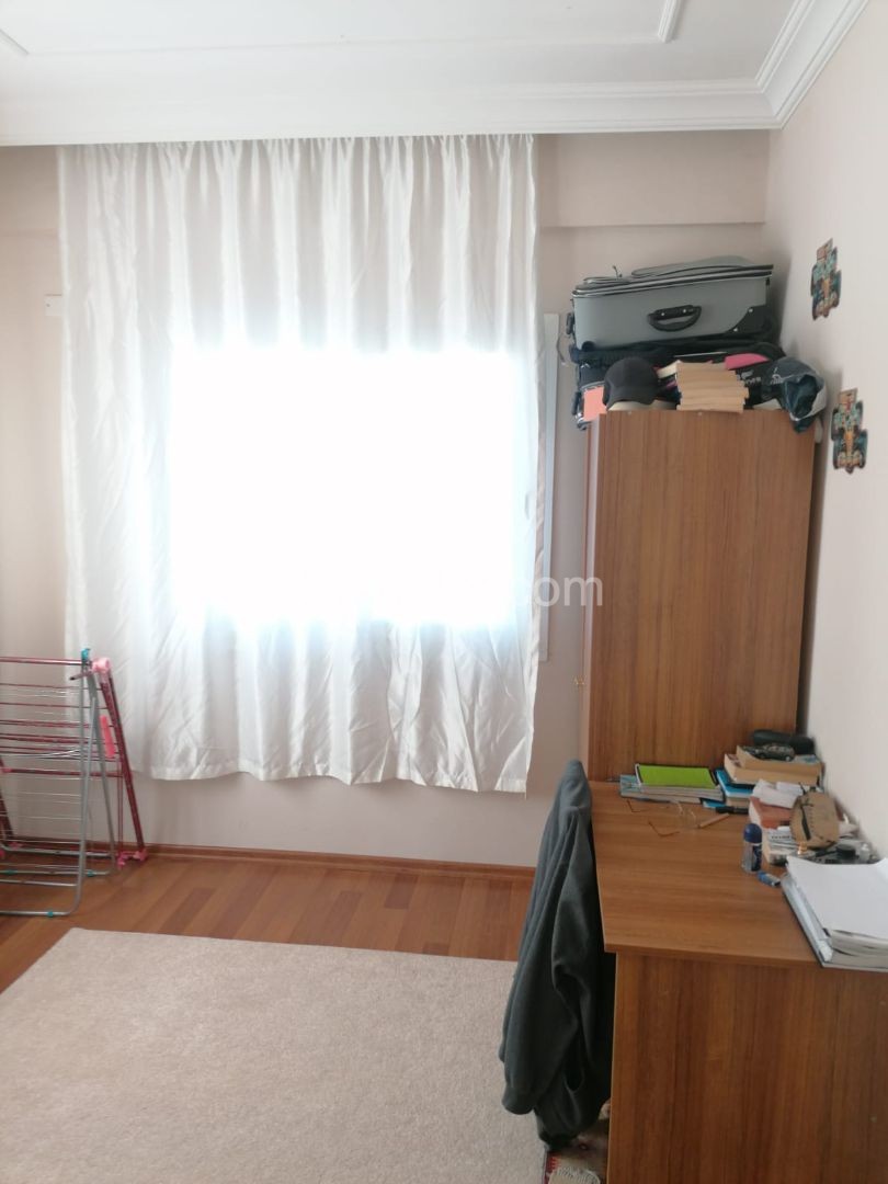 ORTAKÖY DE MERKEZİ KONUMDA 2+1 ÇOK TEMİZ DAİRE