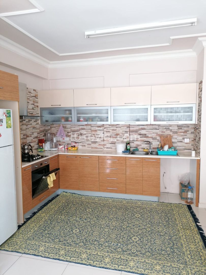 ORTAKÖY DE MERKEZİ KONUMDA 2+1 ÇOK TEMİZ DAİRE