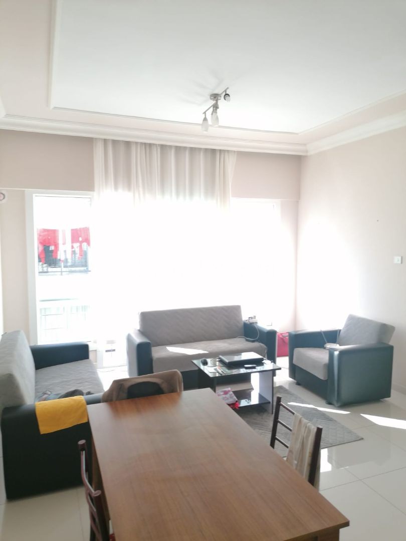 ORTAKÖY DE MERKEZİ KONUMDA 2+1 ÇOK TEMİZ DAİRE