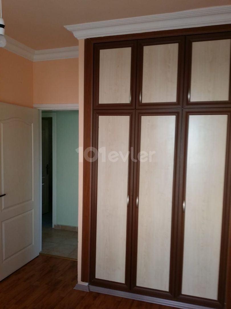 LEFKOŞA METEHANDA 3+1 TEMİZ DAİRE