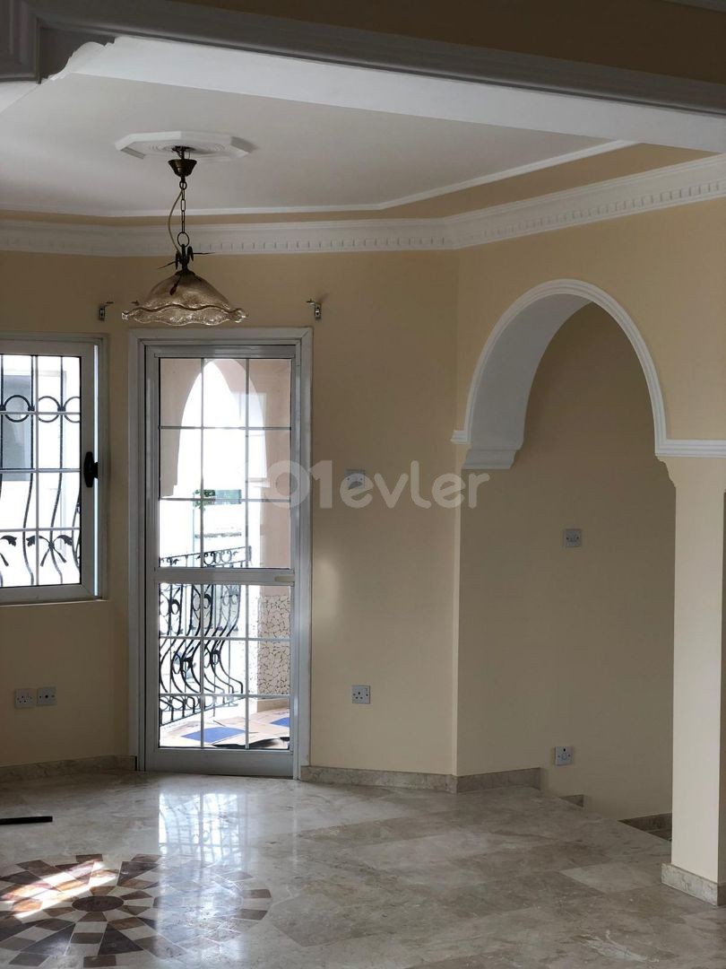 3+1 SINGLE DETACHED VILLA IN A LARGE GARDEN IN THE MOST OUTSTANDING AREA OF YENIKENT ** 