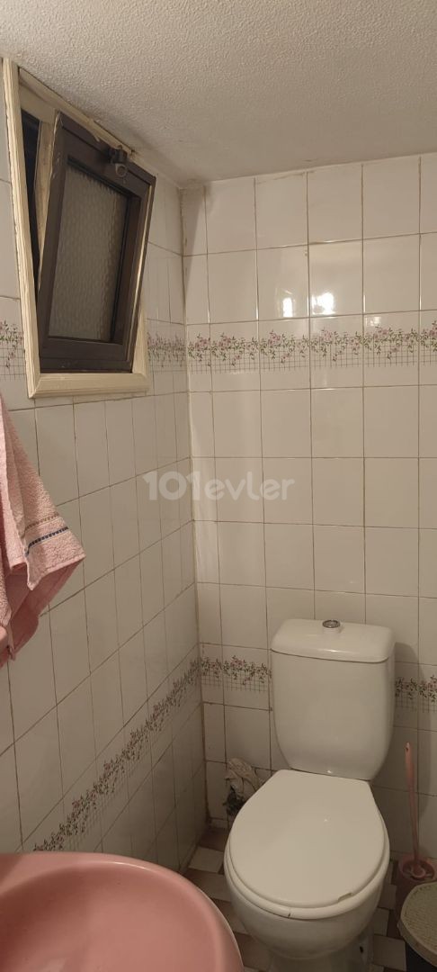 LEFKOŞA DUMLUPINARDA 3+1 GROUND FLOOR APARTMENT WITH GARDEN