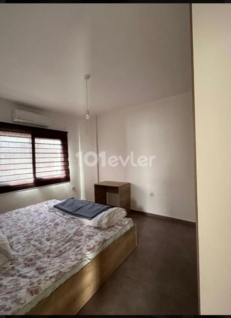 GÖNYELİDE BÜYÜK KİLER ARKASI 2+1 DİREK ÜSTÜ DAİRE