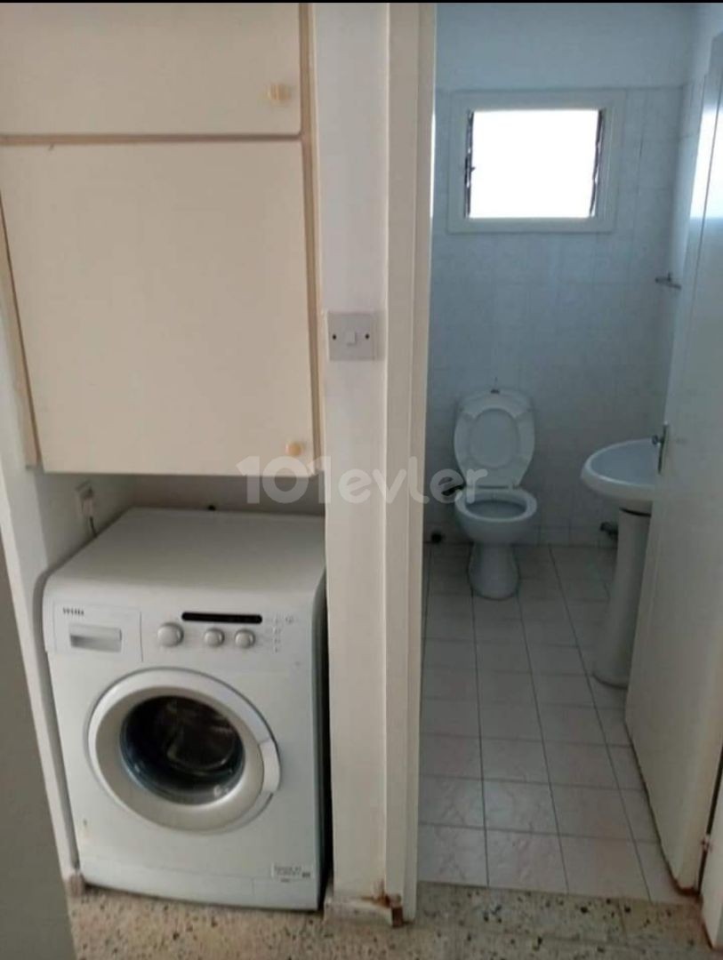 3+1 BARGAIN APARTMENT NEXT TO THE HOSPITAL IN ORTAKOY