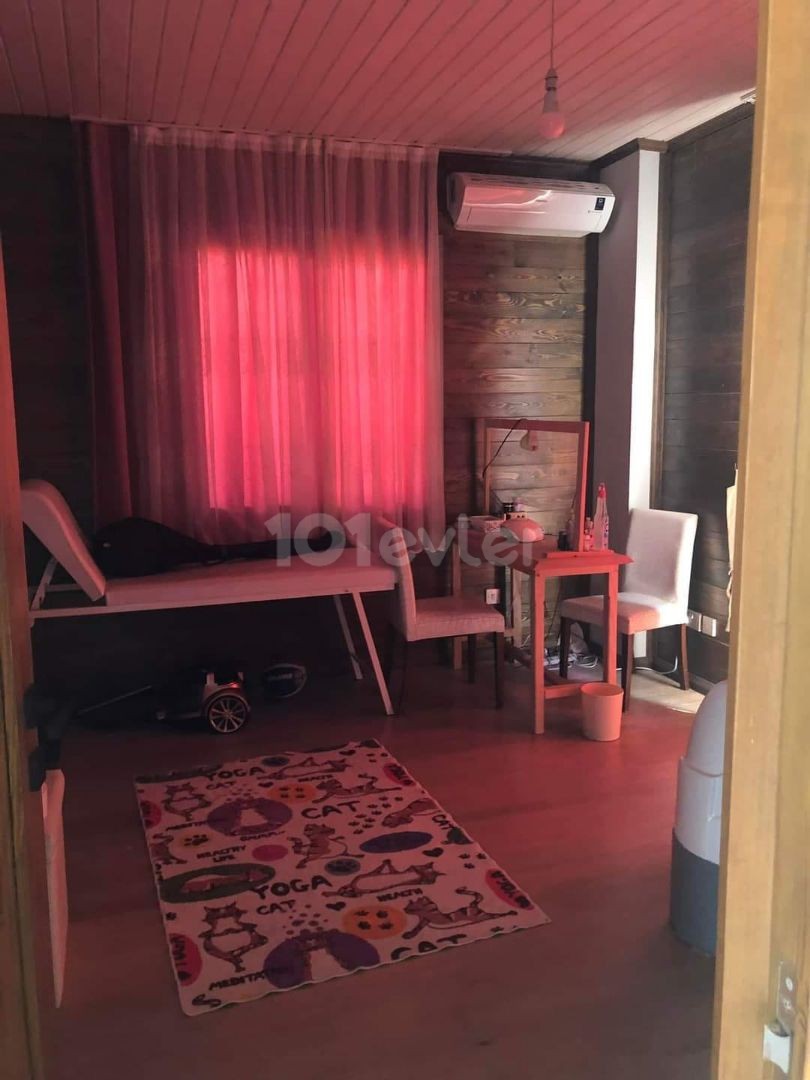 4 + 1 FULLY DETACHED VILLA IN MINARELİKÖY (NO VAT AND TRANSFORMER)