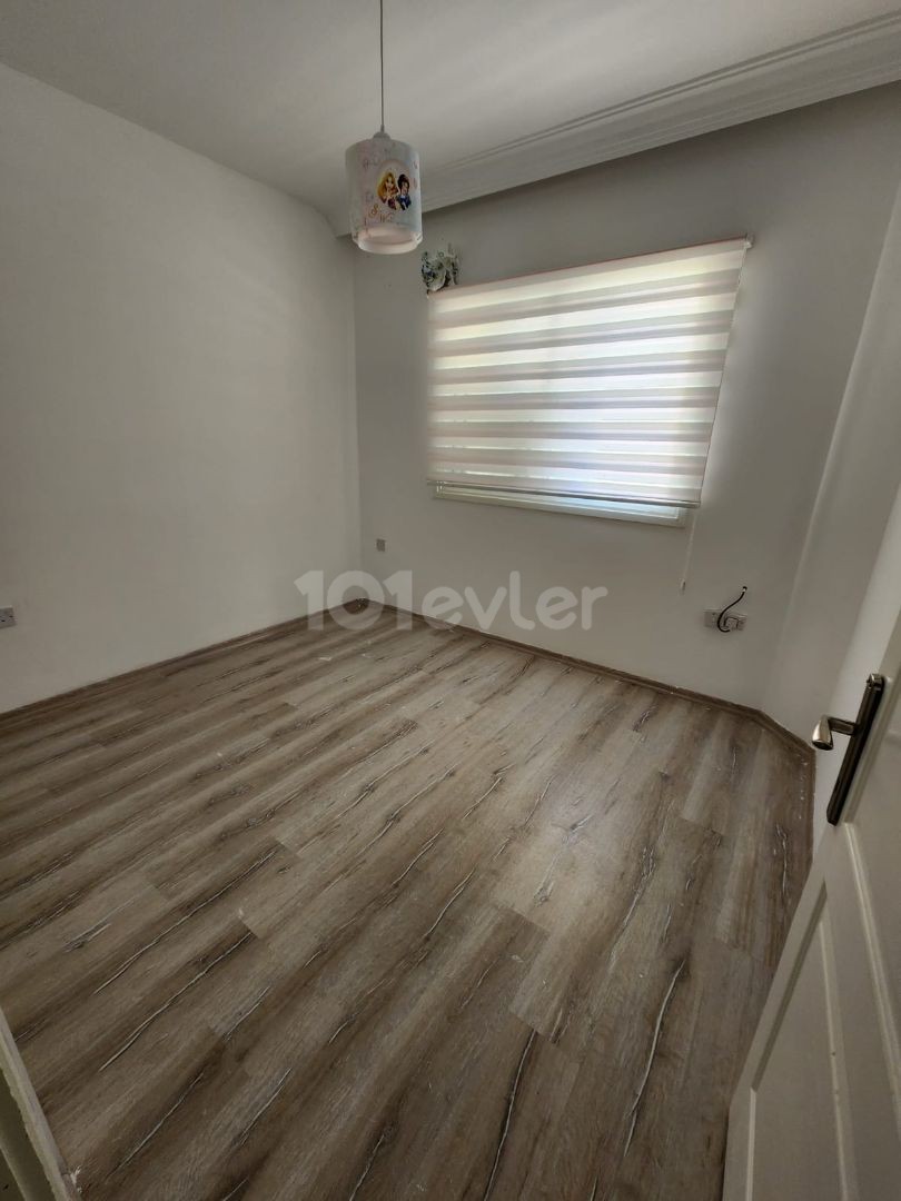 VERY SPACIOUS AND FULLY RENOVATED 3+2 APARTMENT IN LEFKOŞA BEACH