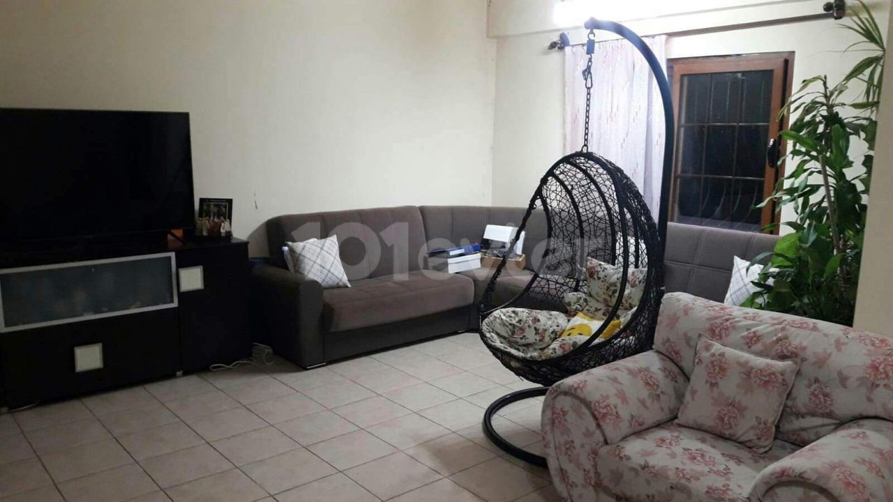 3+1 VERY SPACIOUS AND RENOVATED APARTMENT ON GÖNYELİ BOĞAZ YOLU