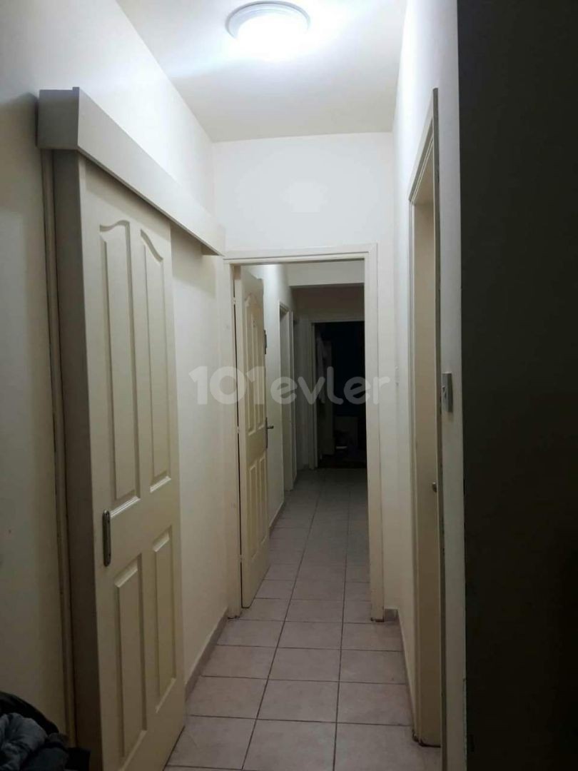 3+1 VERY SPACIOUS AND RENOVATED APARTMENT ON GÖNYELİ BOĞAZ YOLU