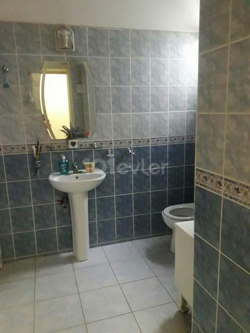 3+1 VERY SPACIOUS AND RENOVATED APARTMENT ON GÖNYELİ BOĞAZ YOLU