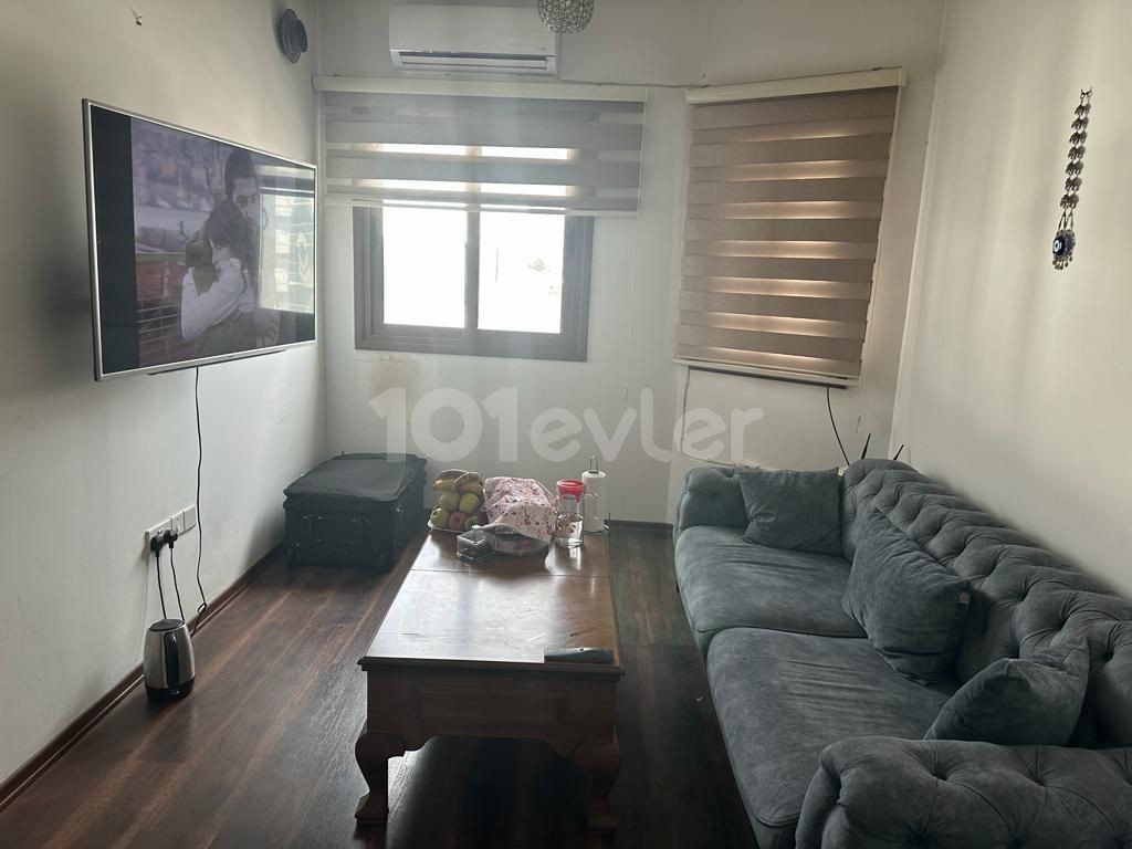 2+1 FULLY FURNISHED APARTMENT IN CENTRAL LOCATION IN ORTAKOY