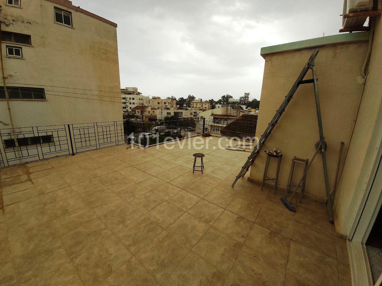 A Complete Building with a Turkish Cob in the Central District of Famagusta(consisting of a basement, a one-story house and a duplex house) ** 