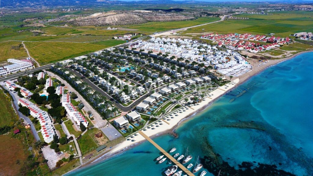 4 Seasons Beach Lifestyle 3 Yatak Odası Yarı Müstakil Villalar ** 