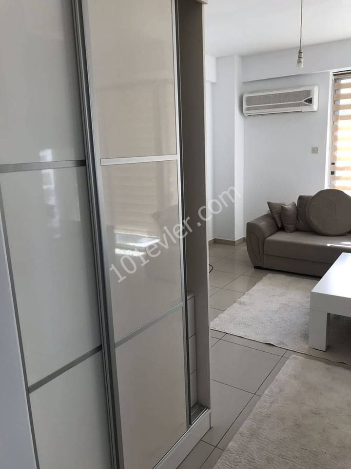 Flat To Rent in Girne Merkez, Kyrenia