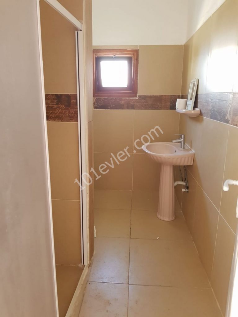 Flat To Rent in Girne Merkez, Kyrenia