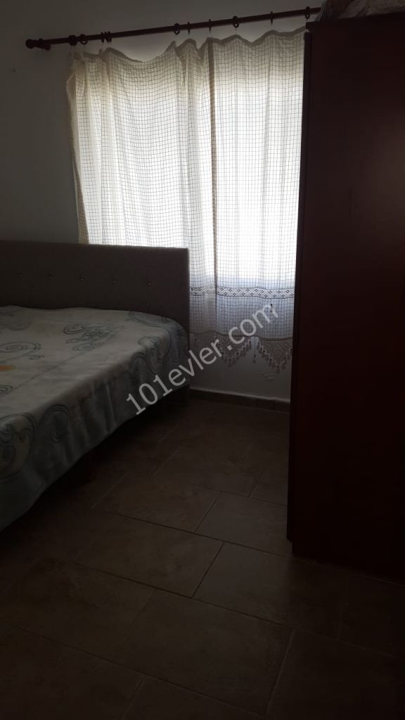 Flat To Rent in Zeytinlik, Kyrenia