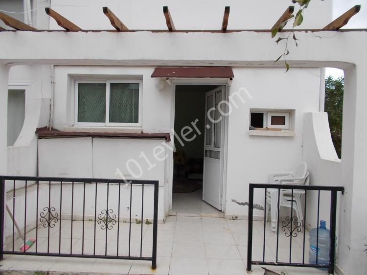 Bungalow To Rent in Karaoğlanoğlu, Kyrenia