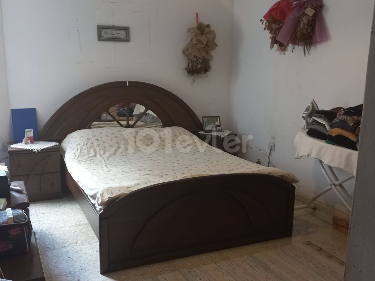 Girne merkez yeni limanda satılık 3+1 daire