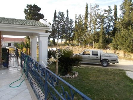 Villa Kaufen in Bellapais, Kyrenia