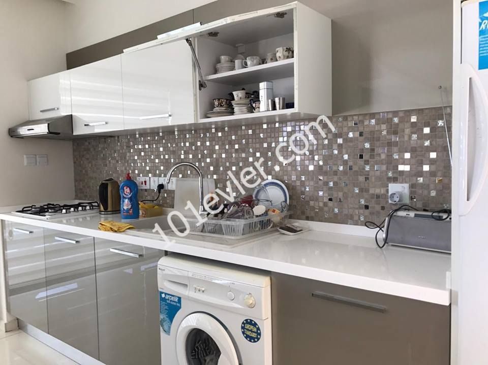 Girne Karaoğlanoğlu'nda Kiralık 4+1 Villa