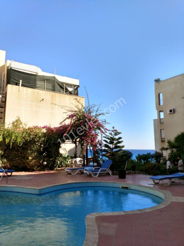 Flat For Sale in Girne Merkez, Kyrenia