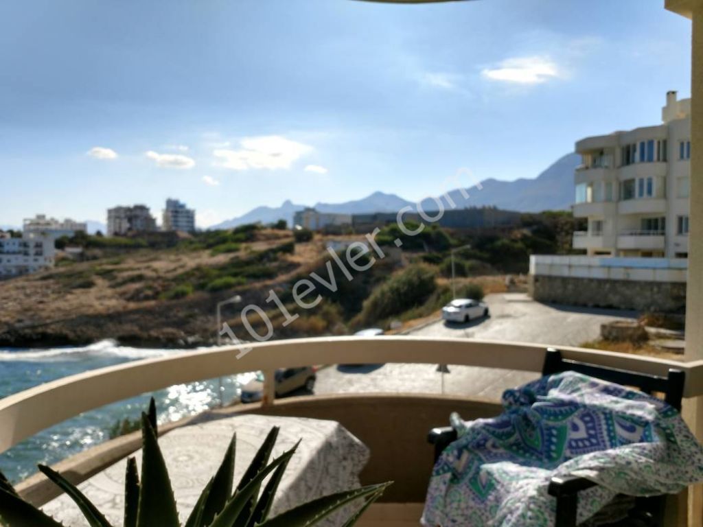 Flat For Sale in Girne Merkez, Kyrenia