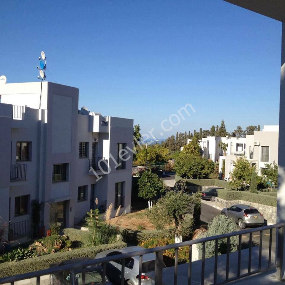 Flat To Rent in Alsancak, Kyrenia